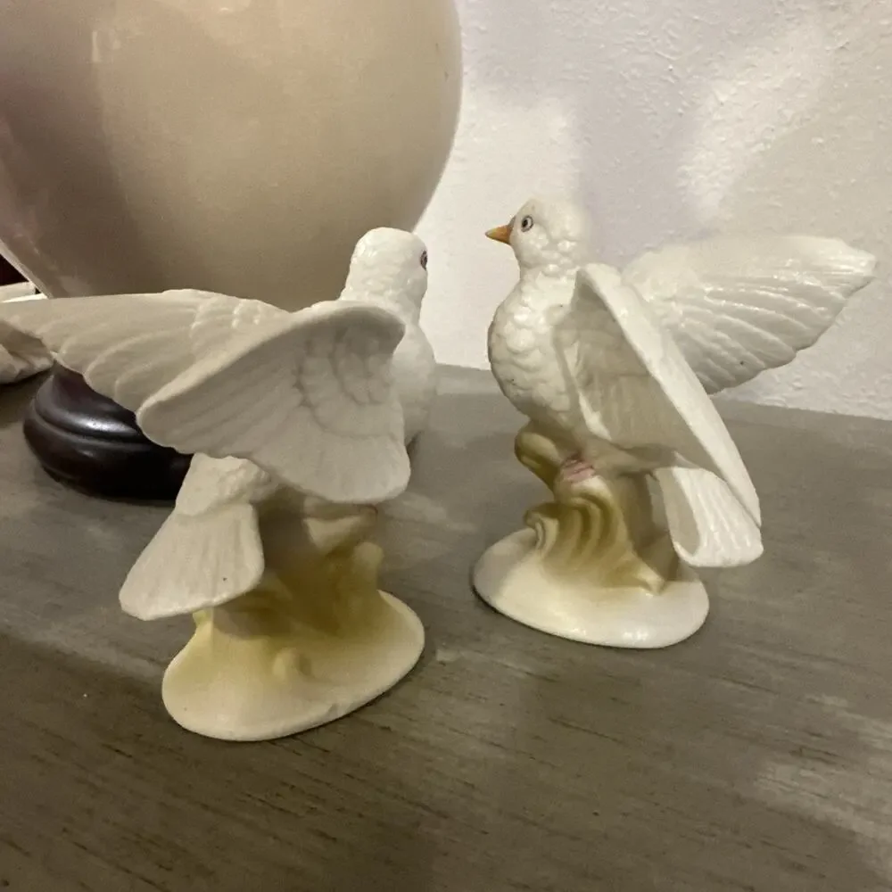 Vintage Lefton China Pair White Doves Figurines 01812 Hand Painted‎